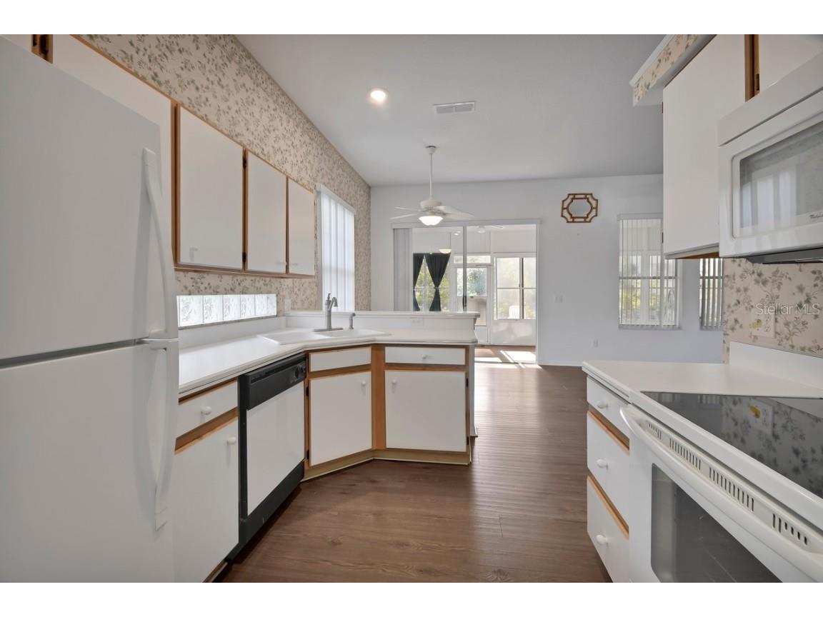 1104 Stillwater Drive Deland FL 32720 V4946131 image14