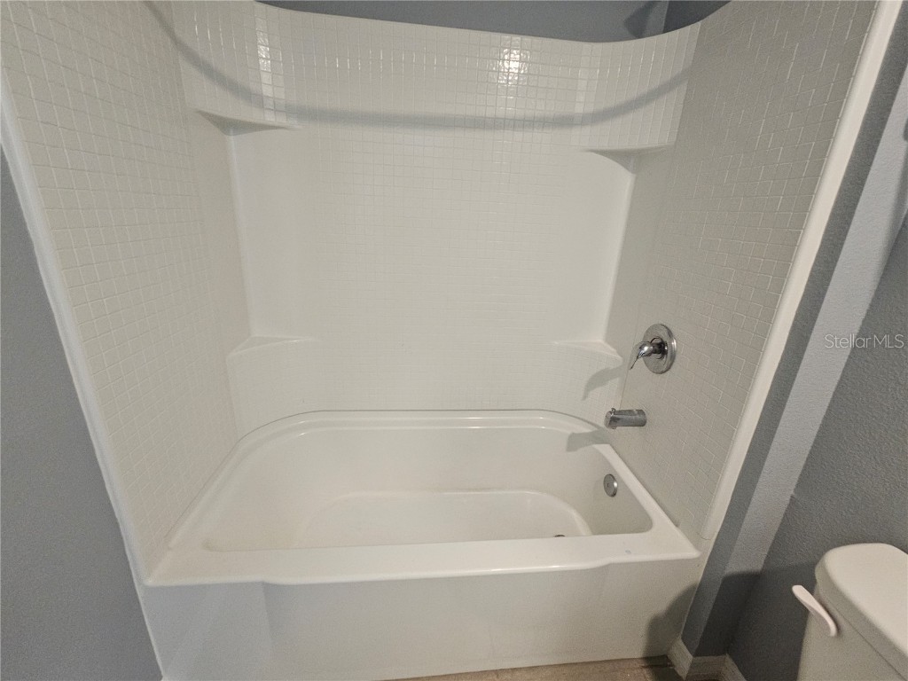 1104 Tidal Rock Avenue Ruskin FL 33570 TB8446778 image18