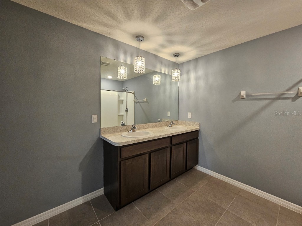 1104 Tidal Rock Avenue Ruskin FL 33570 TB8446778 image27