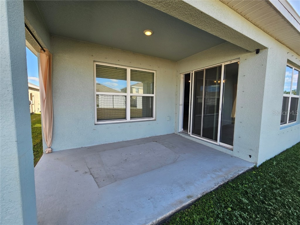 1104 Tidal Rock Avenue Ruskin FL 33570 TB8446778 image5