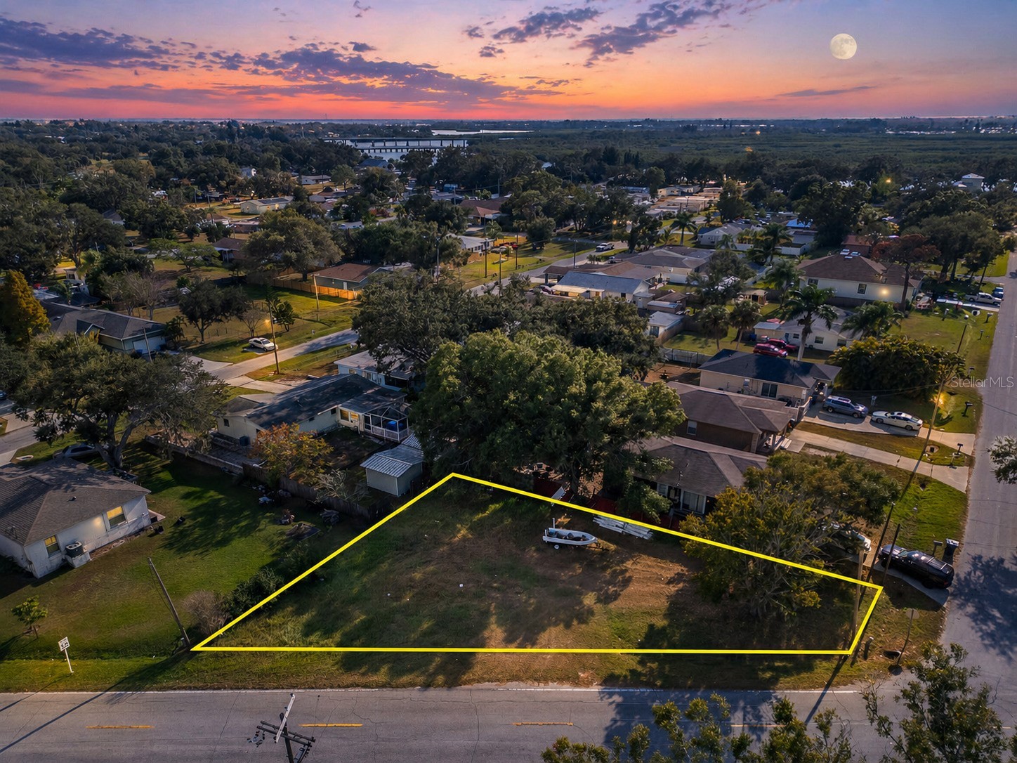 1104 W College Avenue Ruskin FL 33570 TB8455496 image1