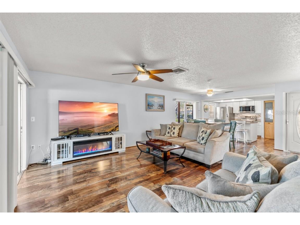 1104 W Faith Circle Bradenton FL 34212 A4670630 image7