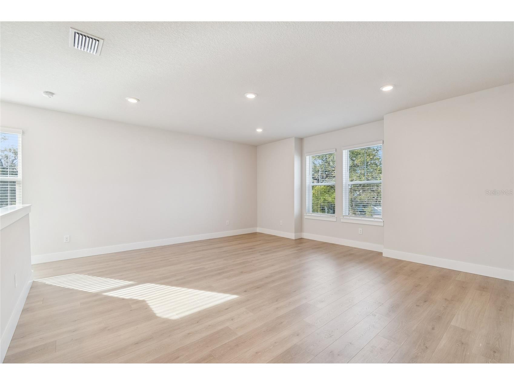 1104 W Ohio Avenue Tampa FL 33603 TB8460349 image18