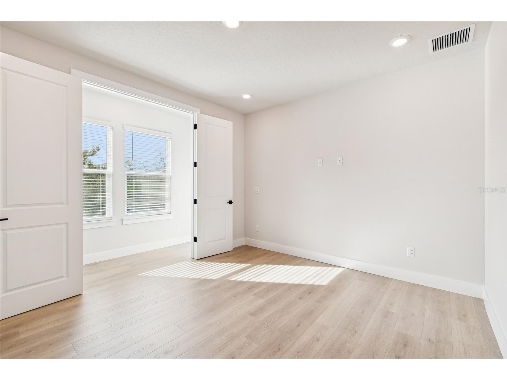1104 W Ohio Avenue Tampa FL 33603 TB8460349 image21