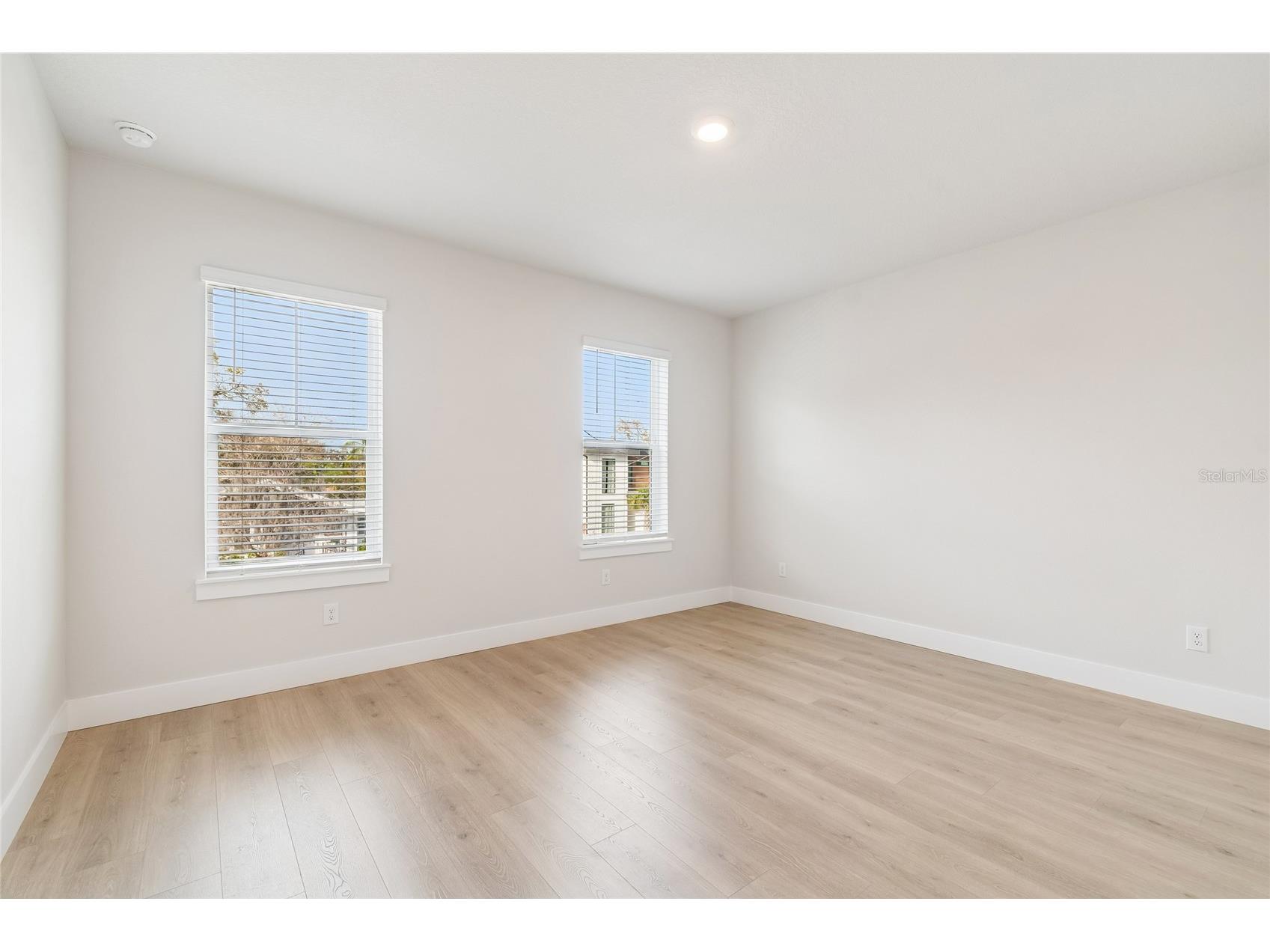 1104 W Ohio Avenue Tampa FL 33603 TB8460349 image33