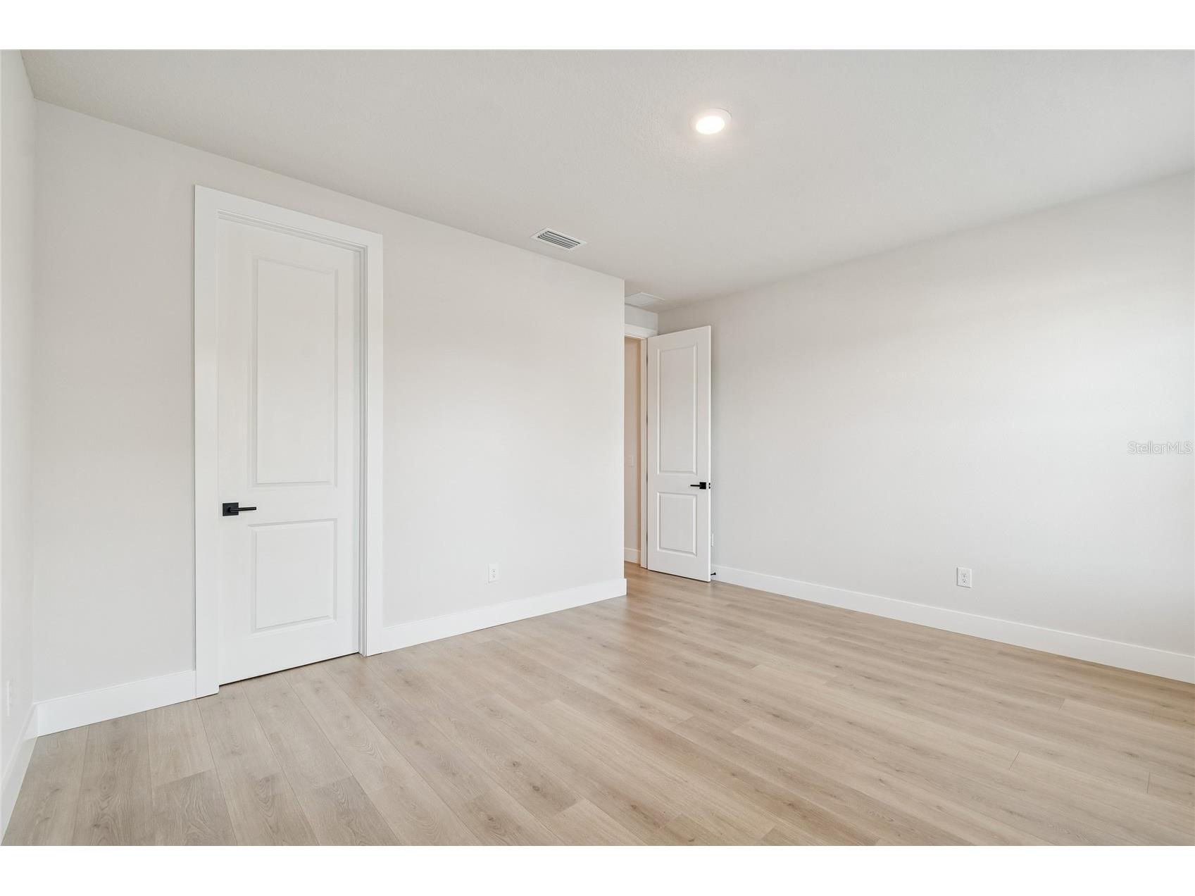 1104 W Ohio Avenue Tampa FL 33603 TB8460349 image34