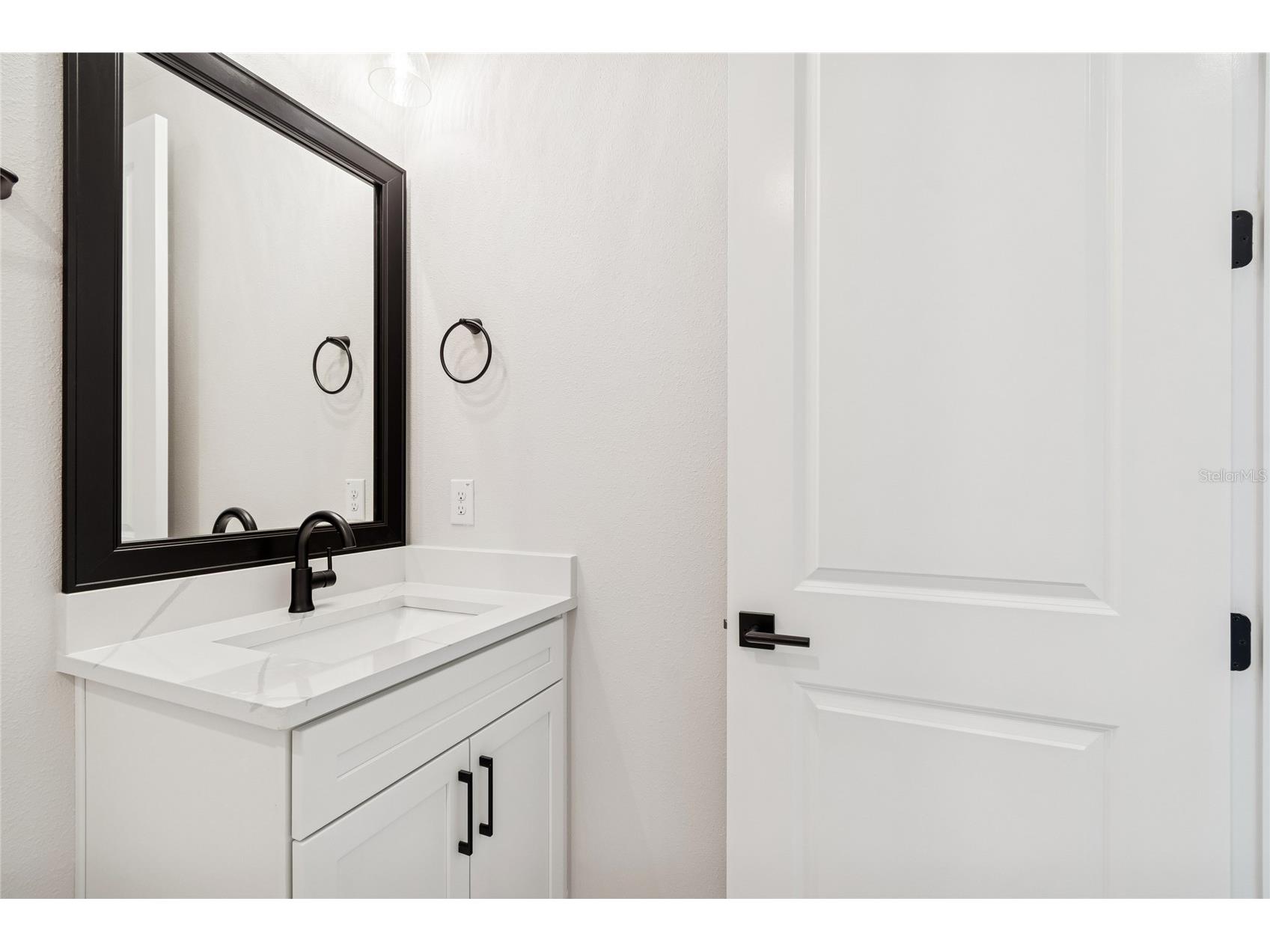 1104 W Ohio Avenue Tampa FL 33603 TB8460349 image36
