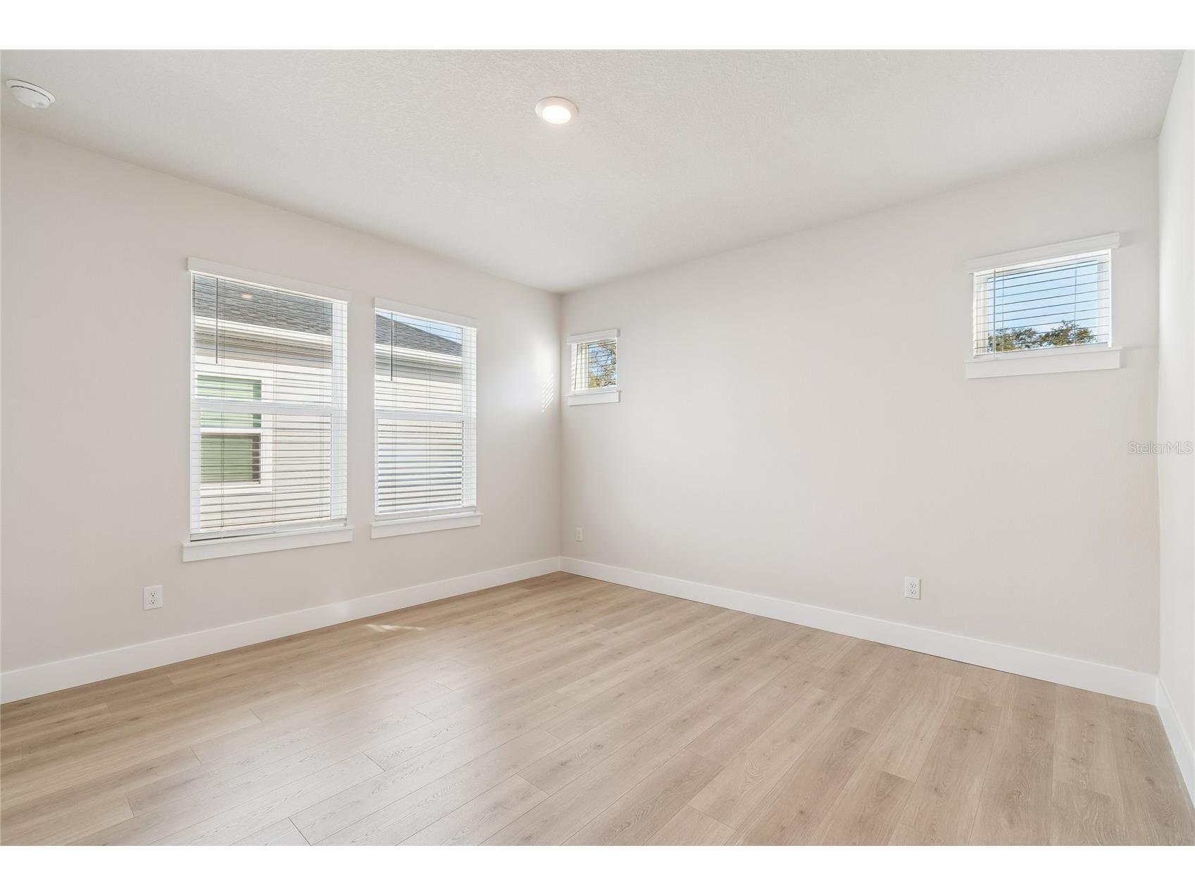 1104 W Ohio Avenue Tampa FL 33603 TB8460349 image45