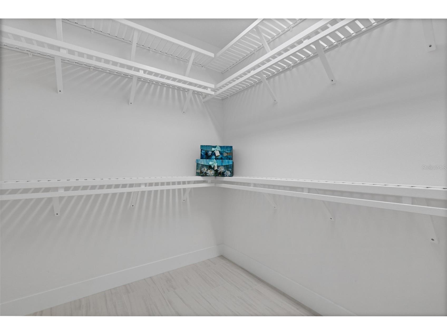 1104 Waterline Court Sarasota FL 34240 A4689875 image23