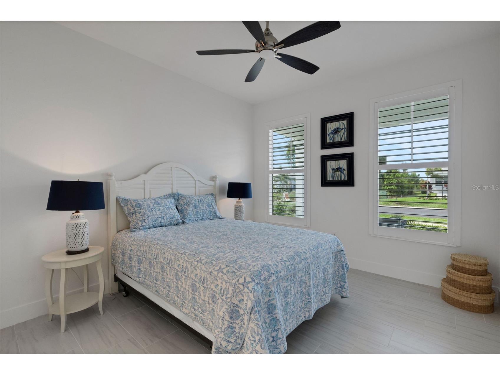 1104 Waterline Court Sarasota FL 34240 A4689875 image29