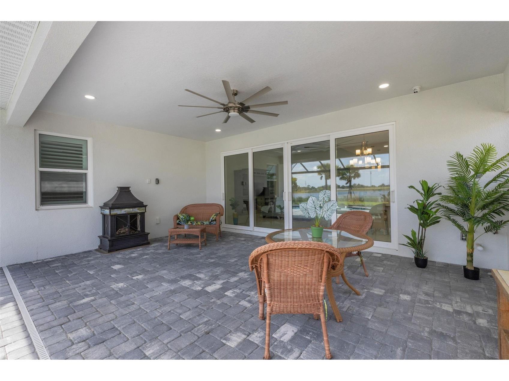 1104 Waterline Court Sarasota FL 34240 A4689875 image38