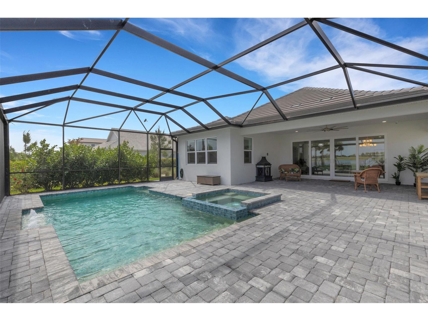 1104 Waterline Court Sarasota FL 34240 A4689875 image40