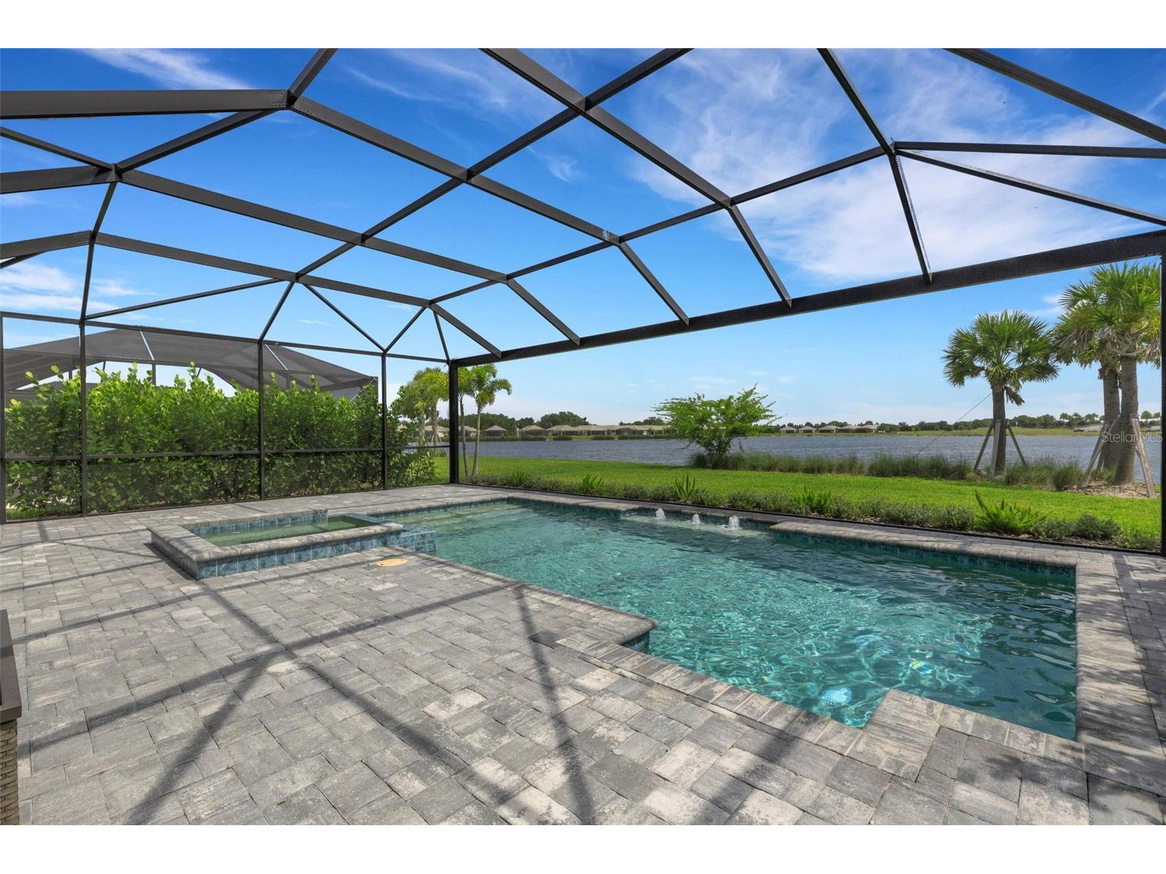 1104 Waterline Court Sarasota FL 34240 A4689875 image42