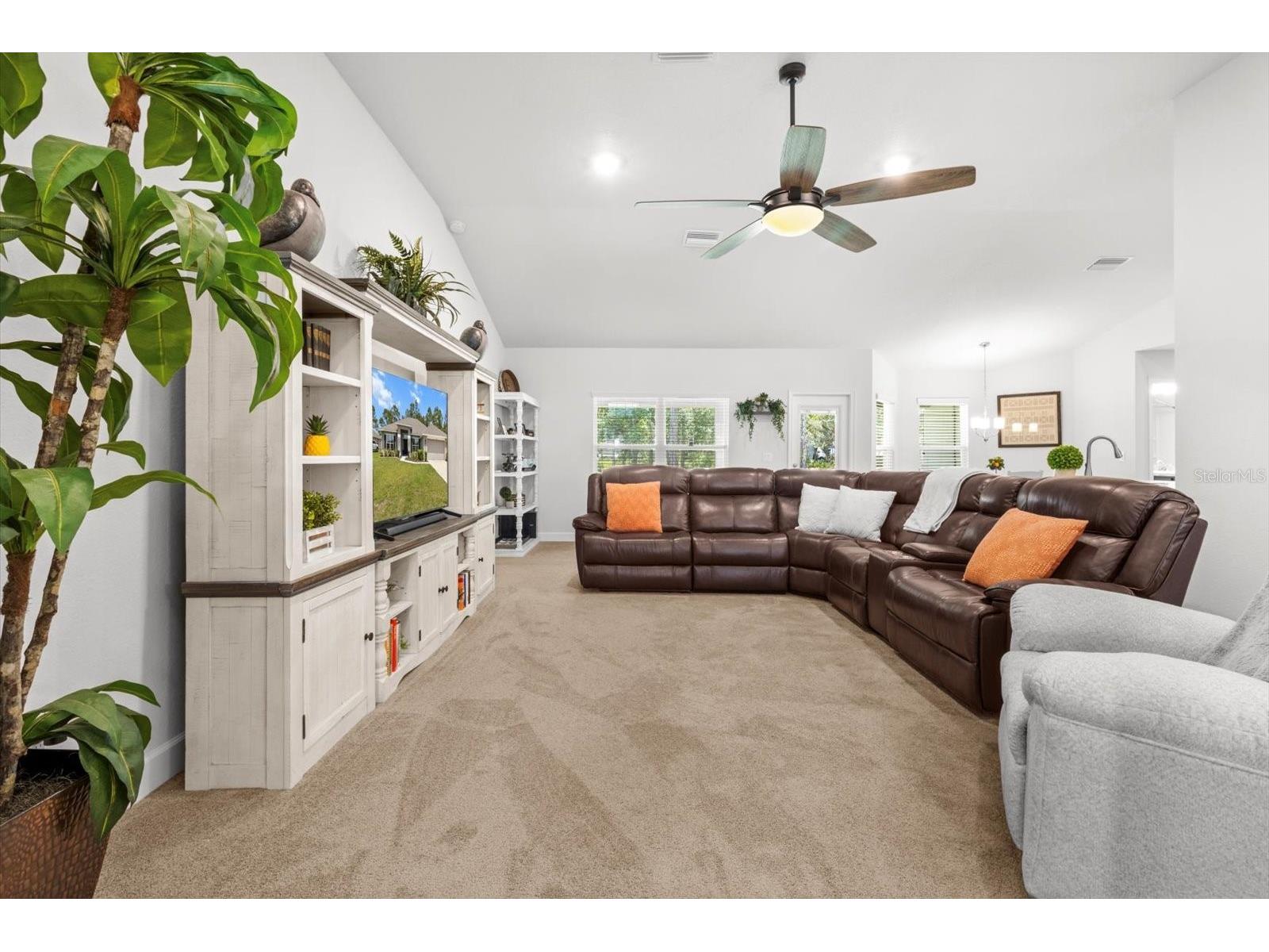 11042 Heth Court Weeki Wachee FL 34613 W7884590 image4