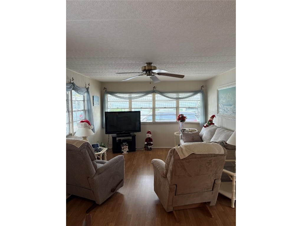 11045 102nd Street N #159 Largo FL 33773 - LAKE SEMINOLE TB8457791 image4