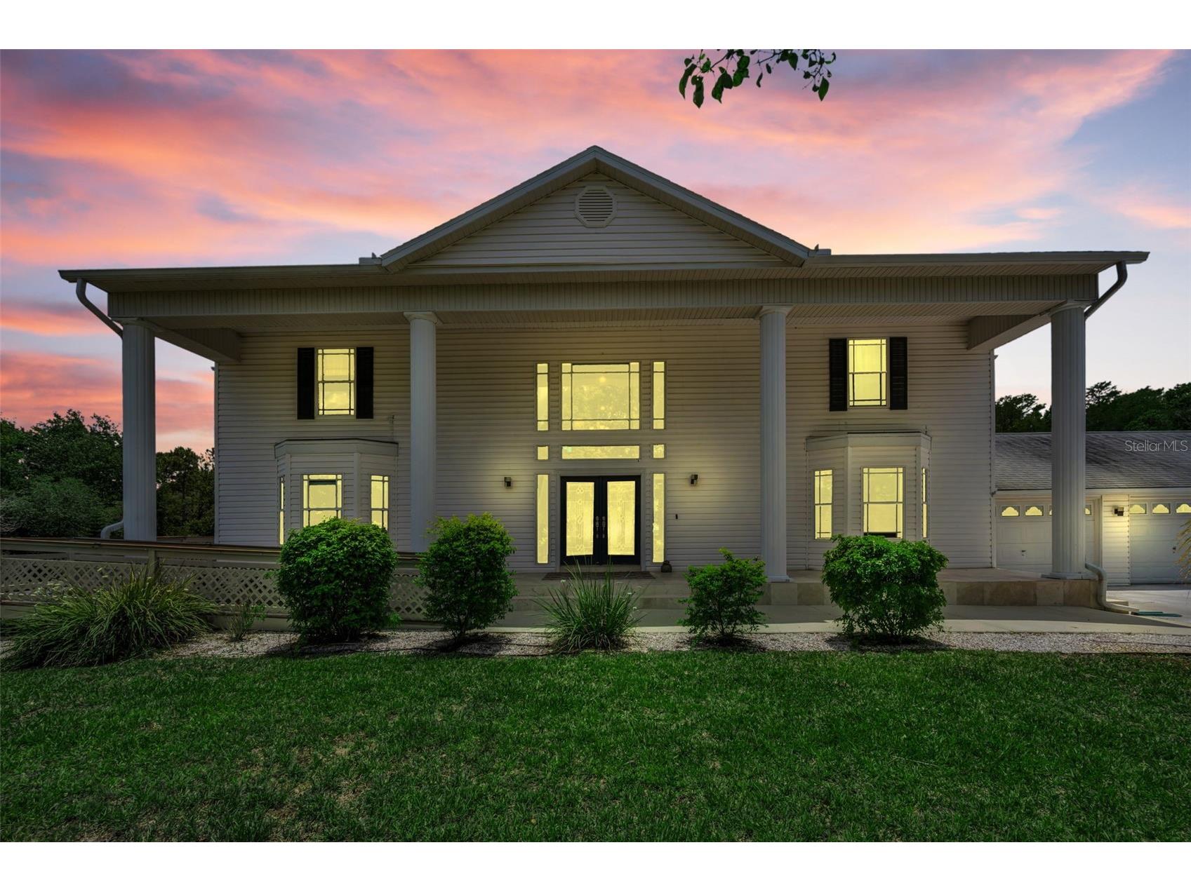 11046 Lakeview Drive New Port Richey FL 34654 W7885932 image1