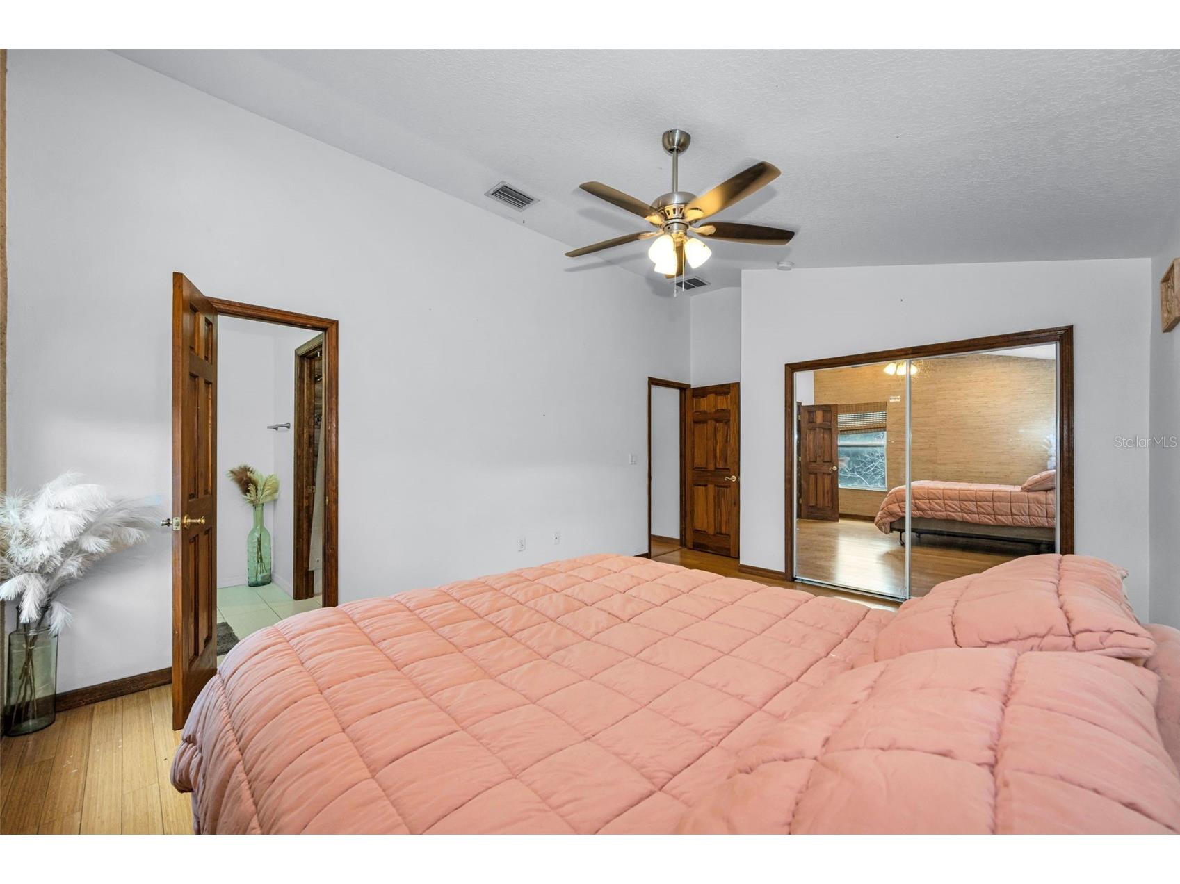 11046 Lakeview Drive New Port Richey FL 34654 W7885932 image38