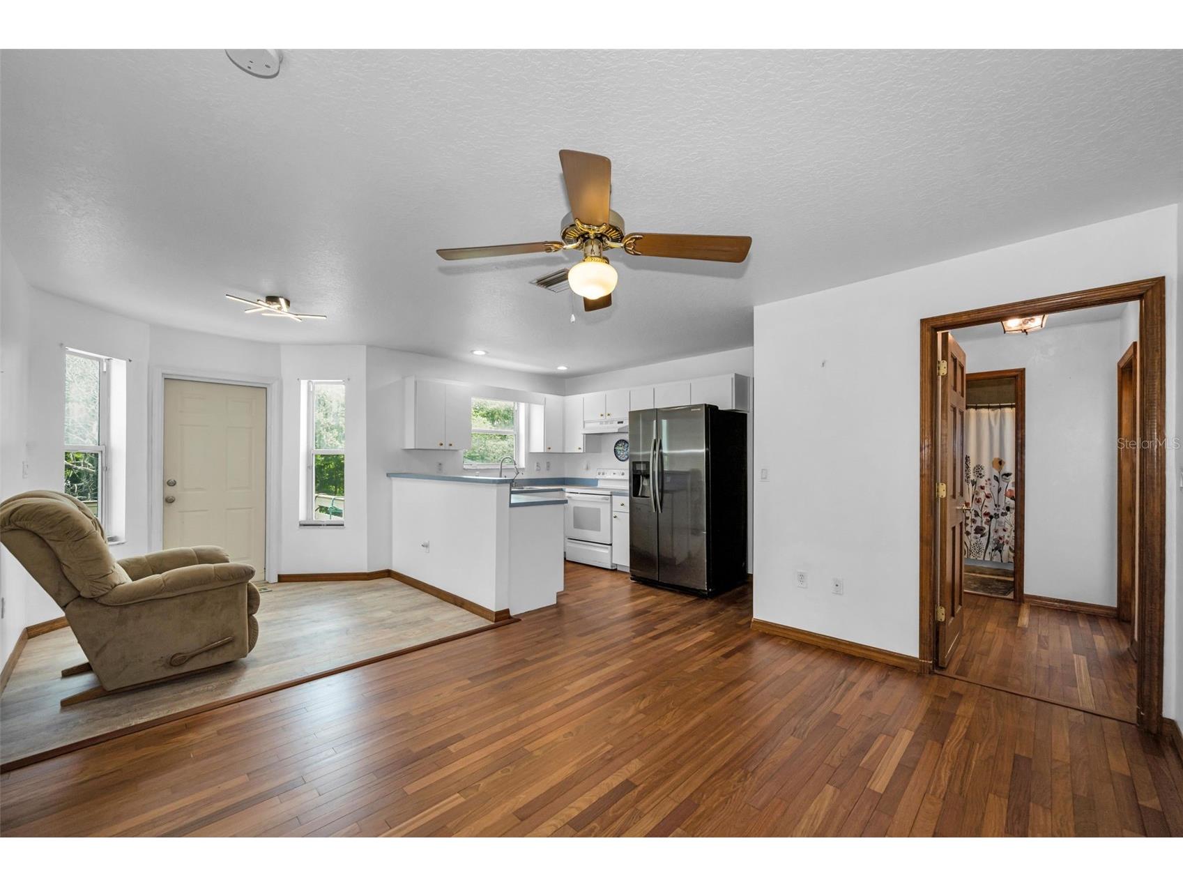 11046 Lakeview Drive New Port Richey FL 34654 W7885932 image47