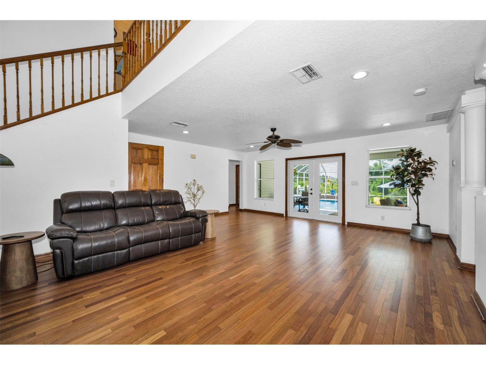 11046 Lakeview Drive New Port Richey FL 34654 W7885932 image9