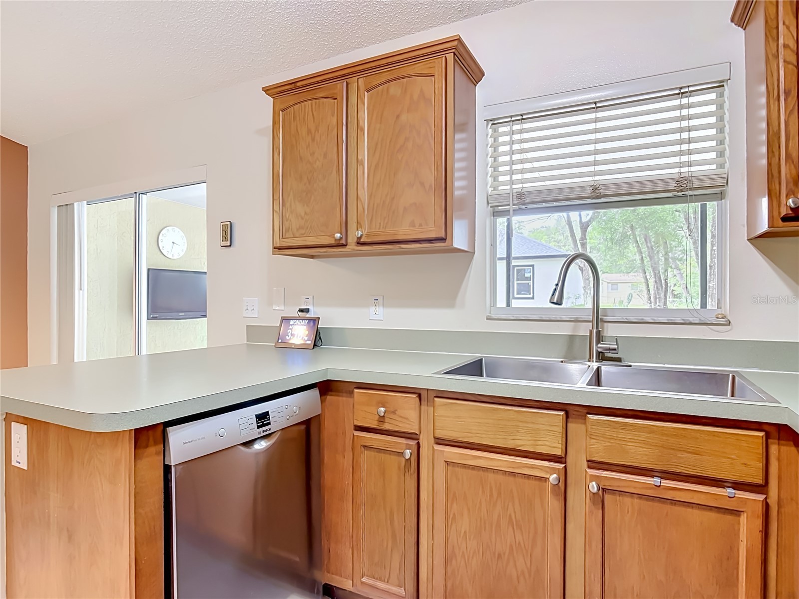 1105 19th Street Orange City FL 32763 O6403335 image8