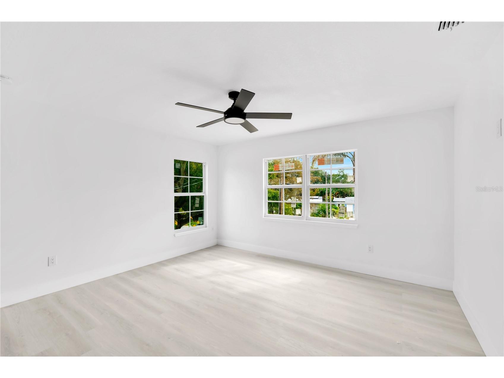 1105 Conant Avenue Safety Harbor FL 34695 TB8510607 image29