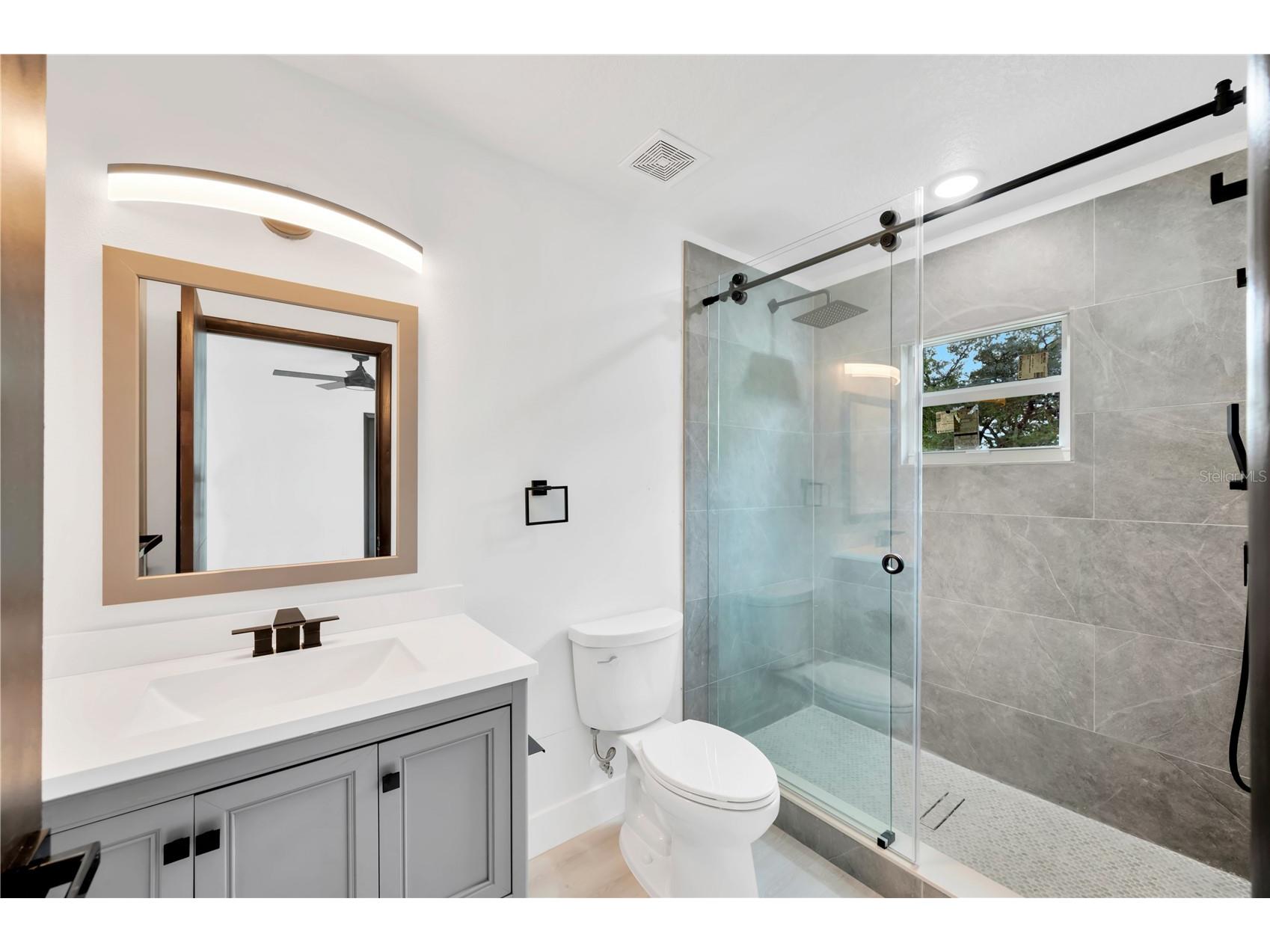 1105 Conant Avenue Safety Harbor FL 34695 TB8510607 image34