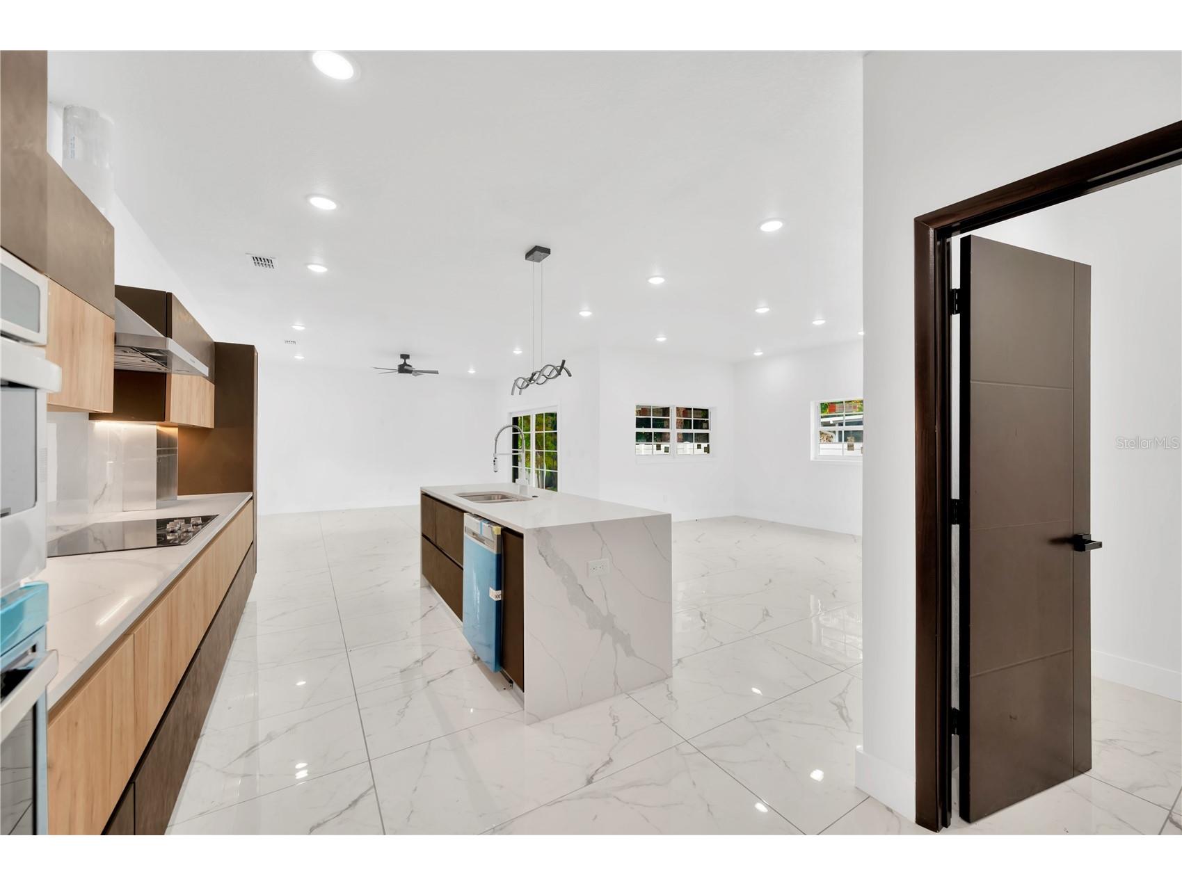 1105 Conant Avenue Safety Harbor FL 34695 TB8510607 image9