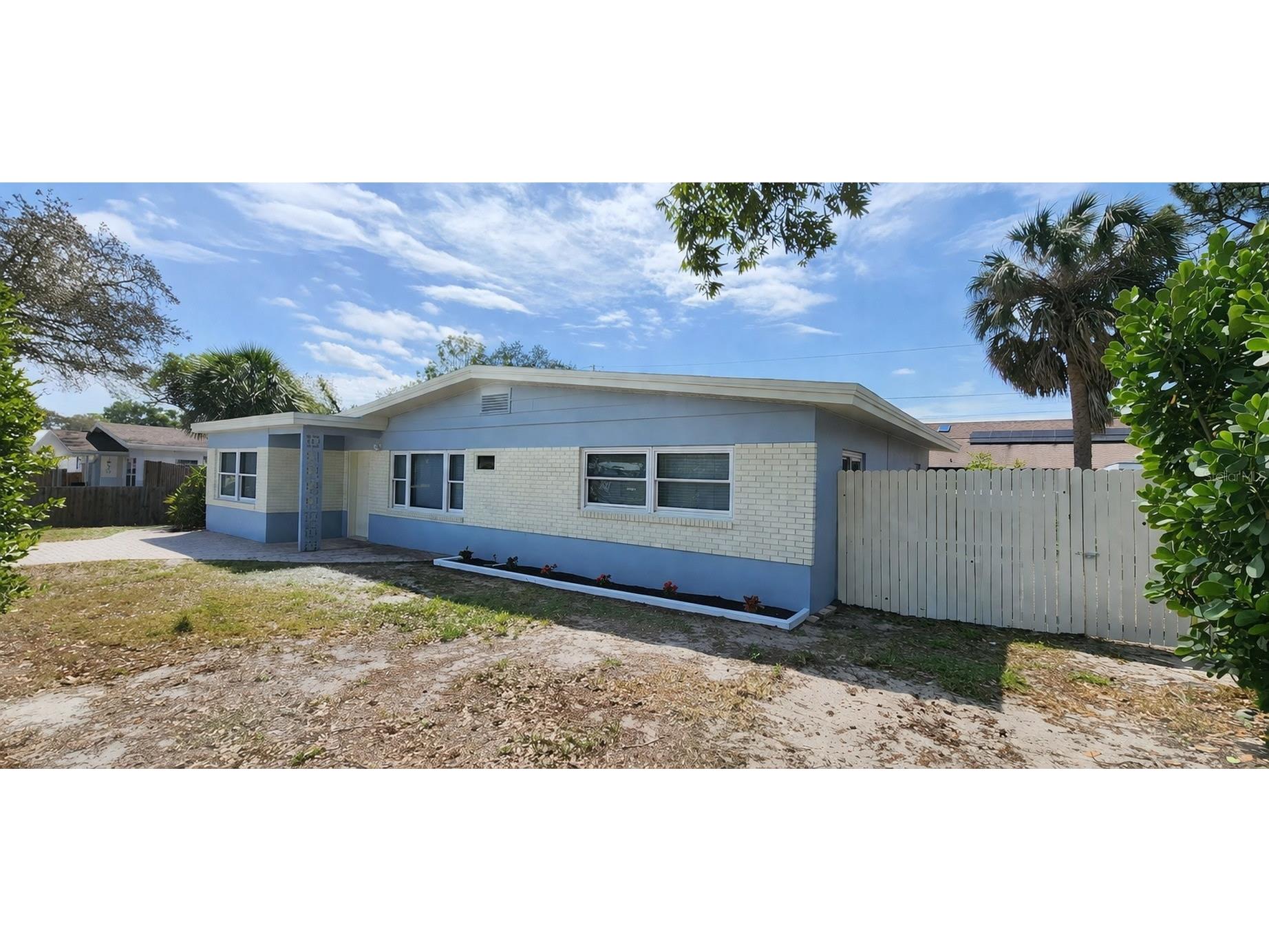 1105 Connecticut Road Tarpon Springs FL 34689 TB8492237 image2