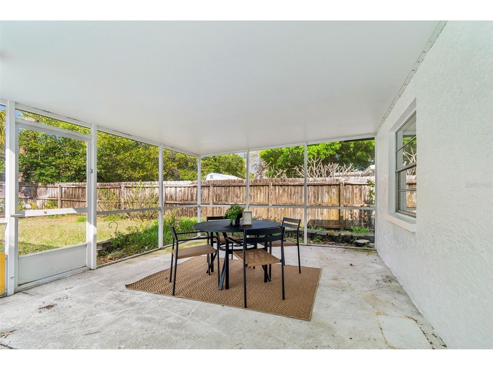 1105 E Oakwood Street Tarpon Springs FL 34689 TB8489512 image16