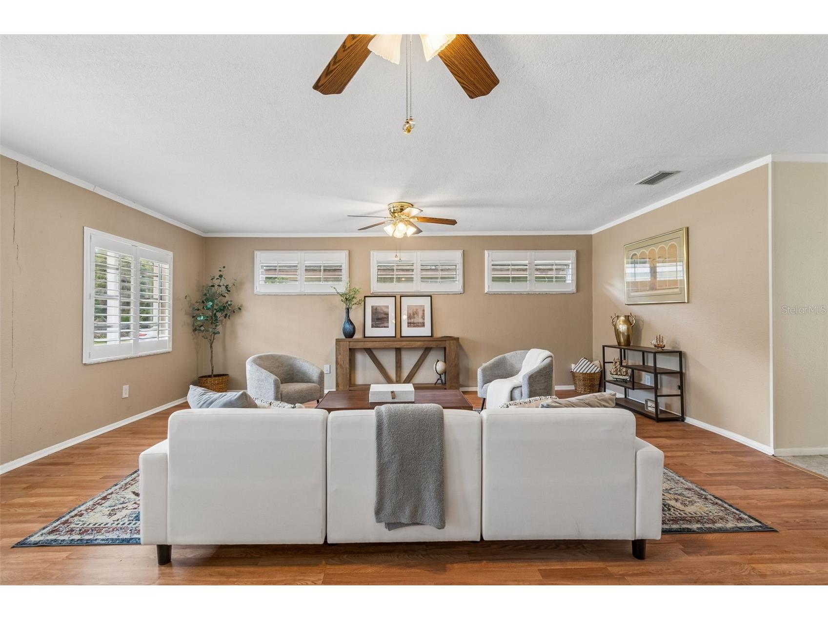 1105 E Oakwood Street Tarpon Springs FL 34689 TB8489512 image2