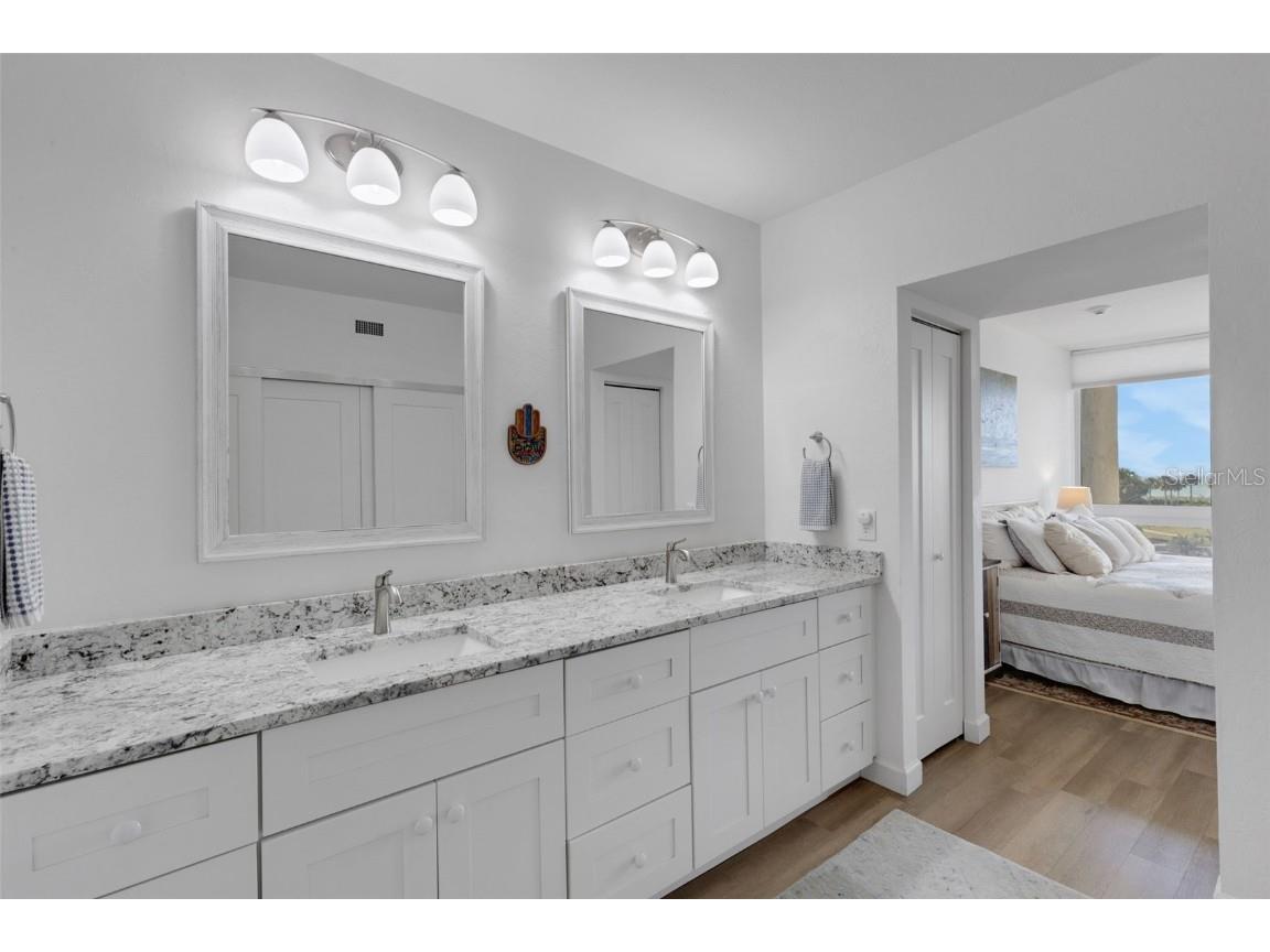 1105 Gulf Of Mexico Drive #203 Longboat Key FL 34228 A4674072 image11