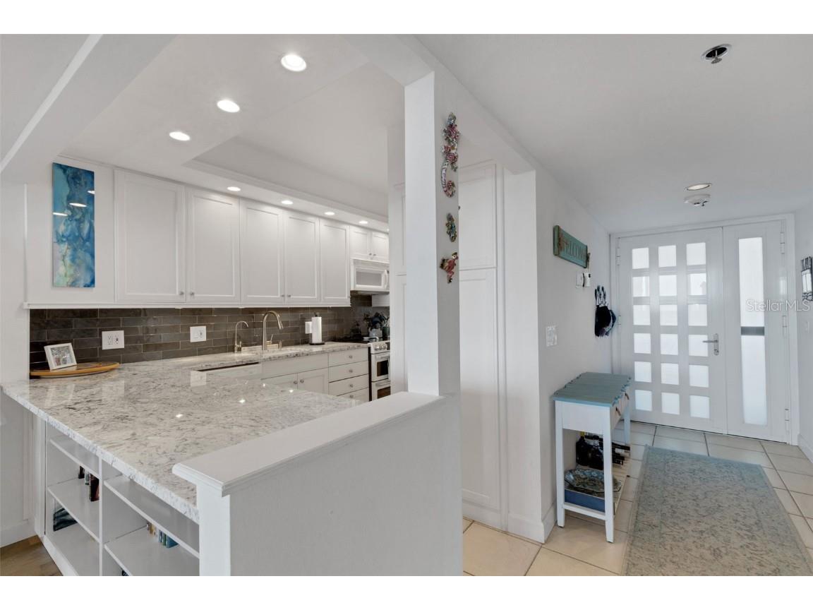 1105 Gulf Of Mexico Drive #203 Longboat Key FL 34228 A4674072 image20