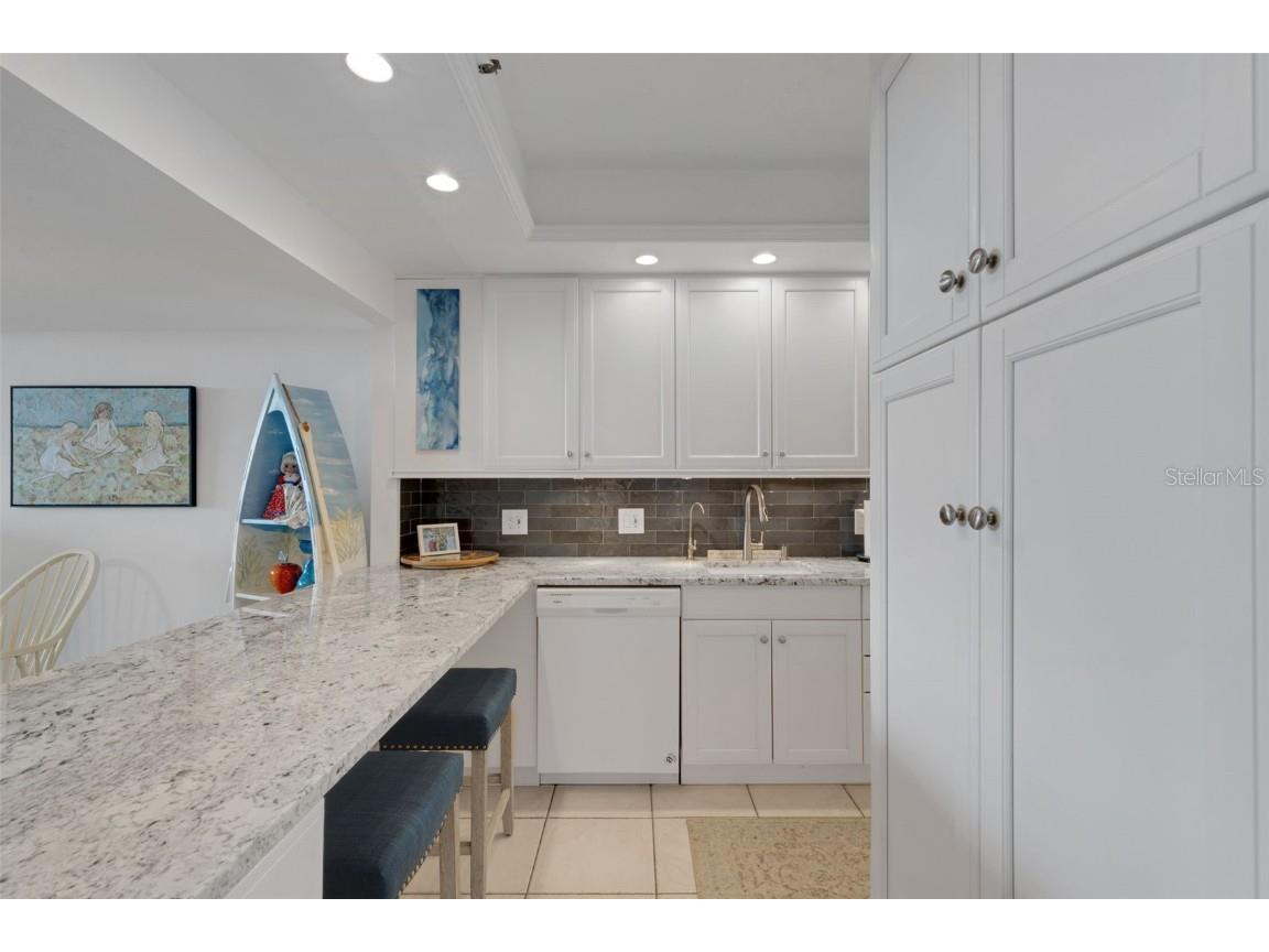 1105 Gulf Of Mexico Drive #203 Longboat Key FL 34228 A4674072 image23