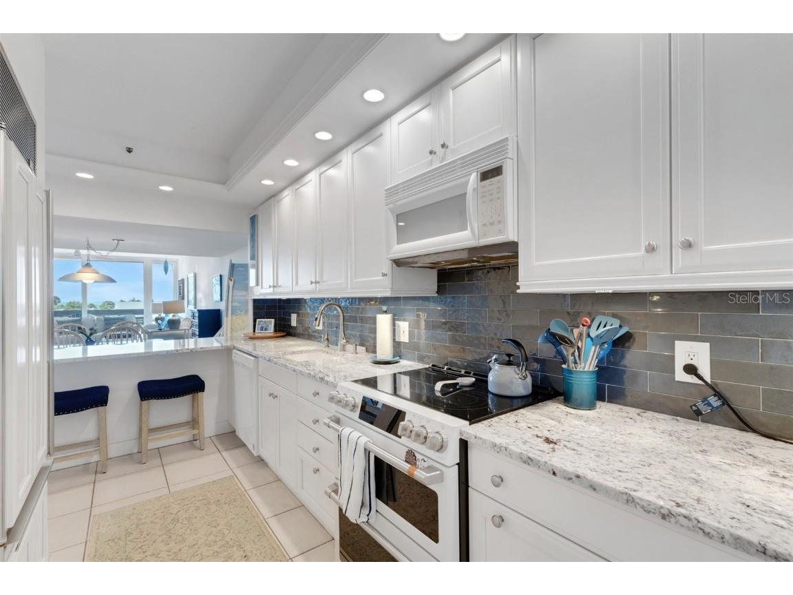 1105 Gulf Of Mexico Drive #203 Longboat Key FL 34228 A4674072 image28