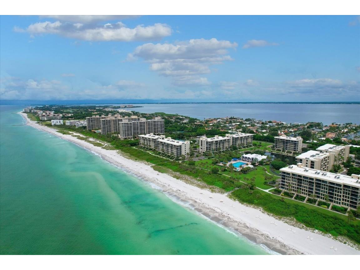 1105 Gulf Of Mexico Drive #402 Longboat Key FL 34228 A4661696 image2