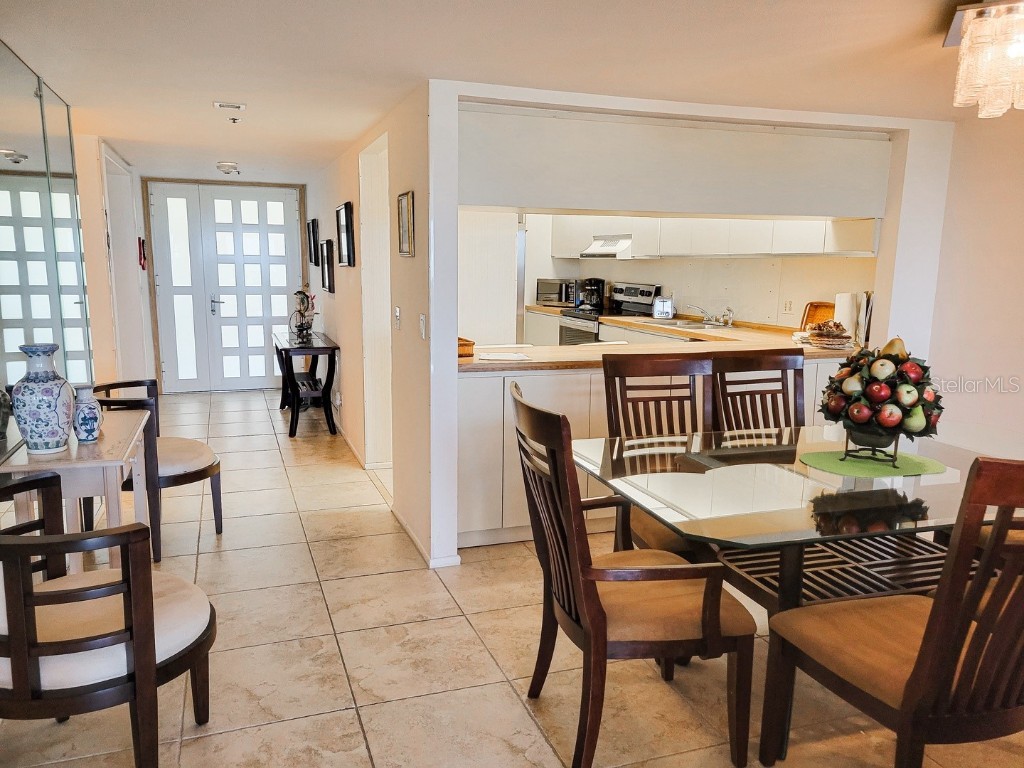 1105 Gulf Of Mexico Drive #402 Longboat Key FL 34228 A4661696 image5