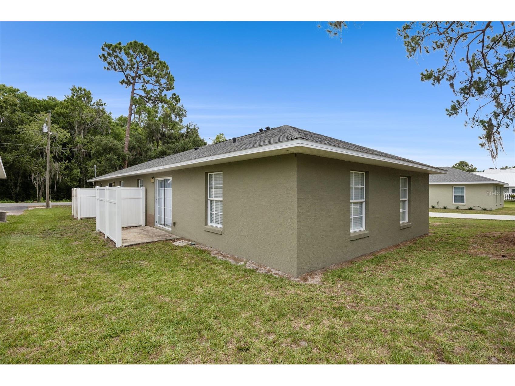 1105 N Rockingham Avenue Tavares FL 32778 O6416337 image17