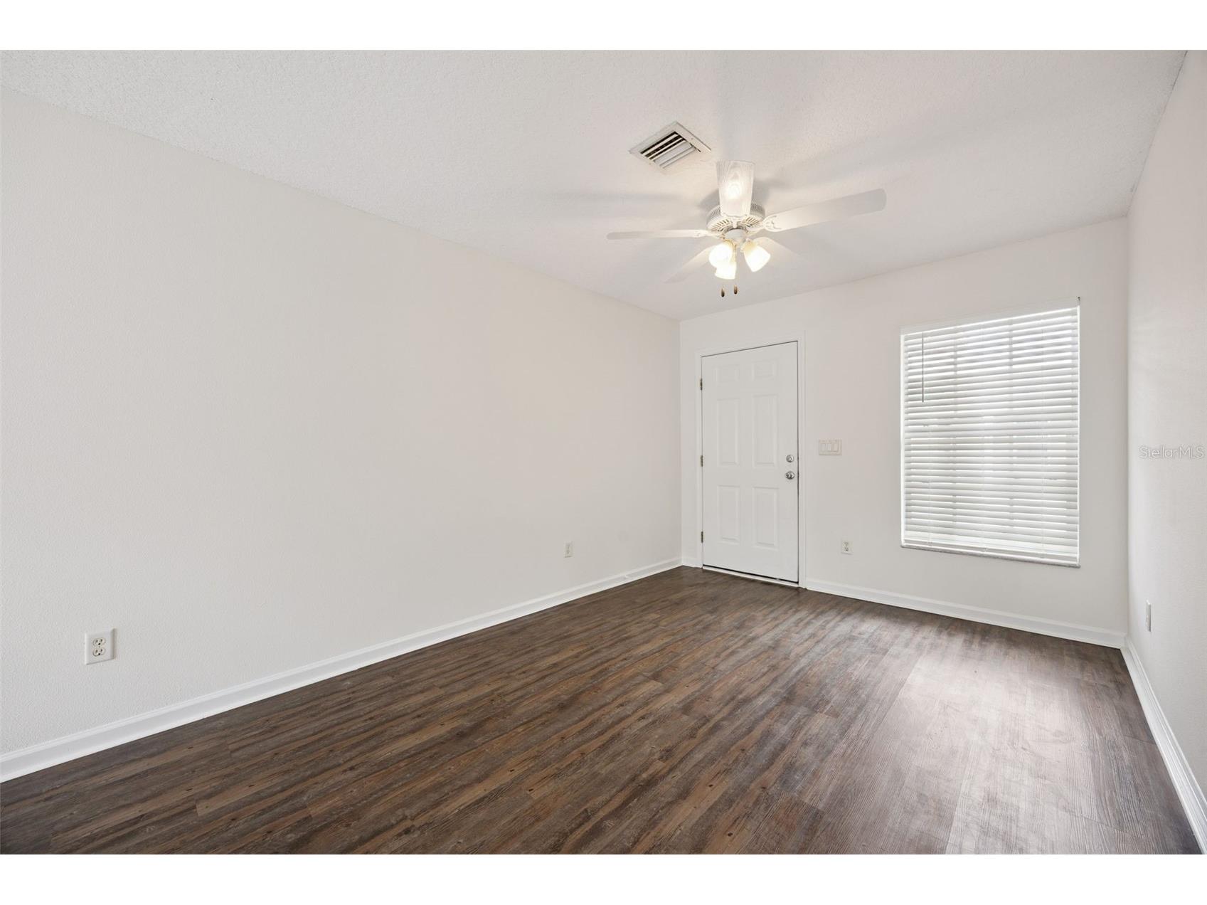 1105 N Rockingham Avenue Tavares FL 32778 O6416337 image2