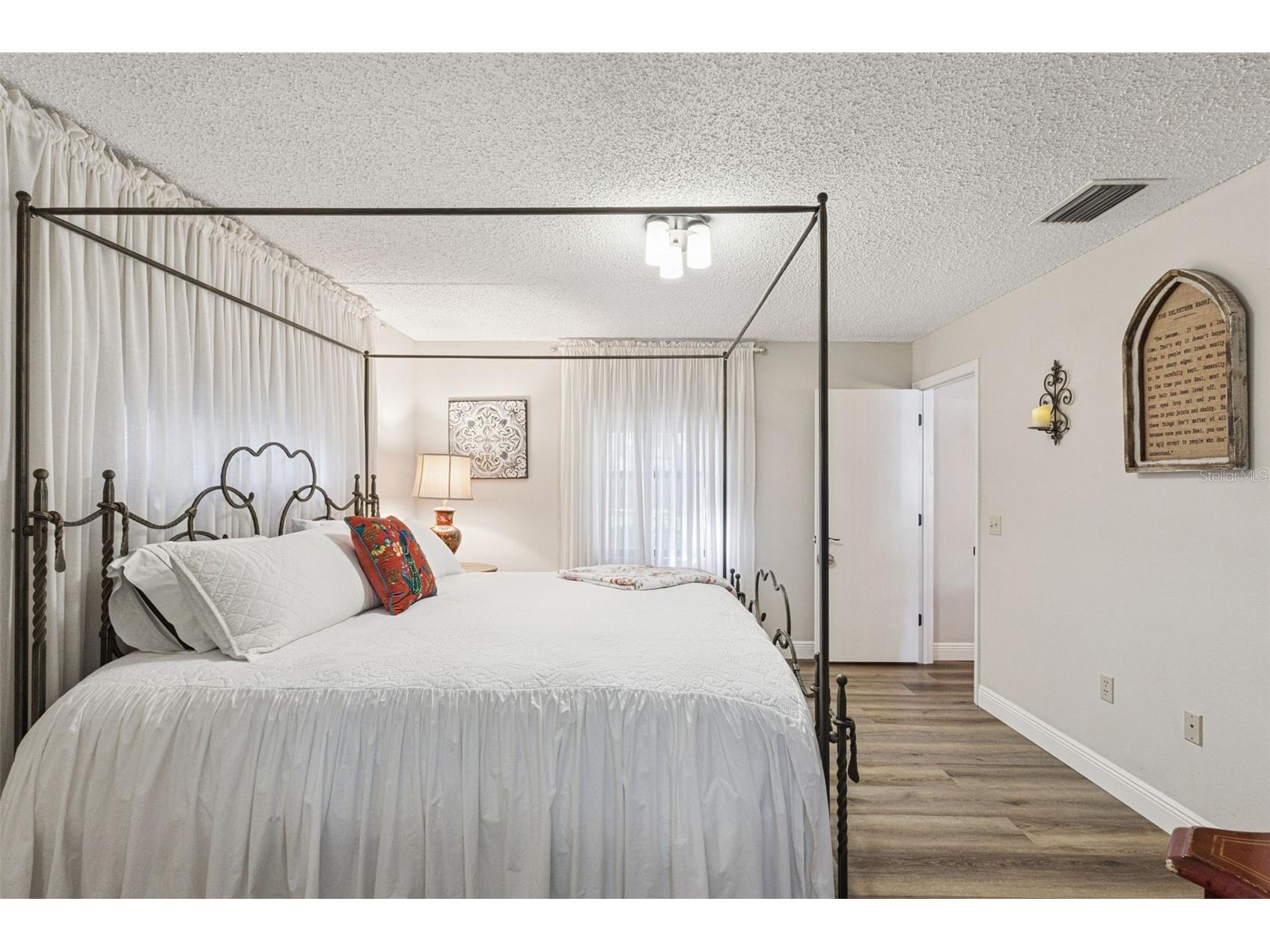 1105 N Valencia Avenue Howey In The Hills FL 34737 G5107030 image19