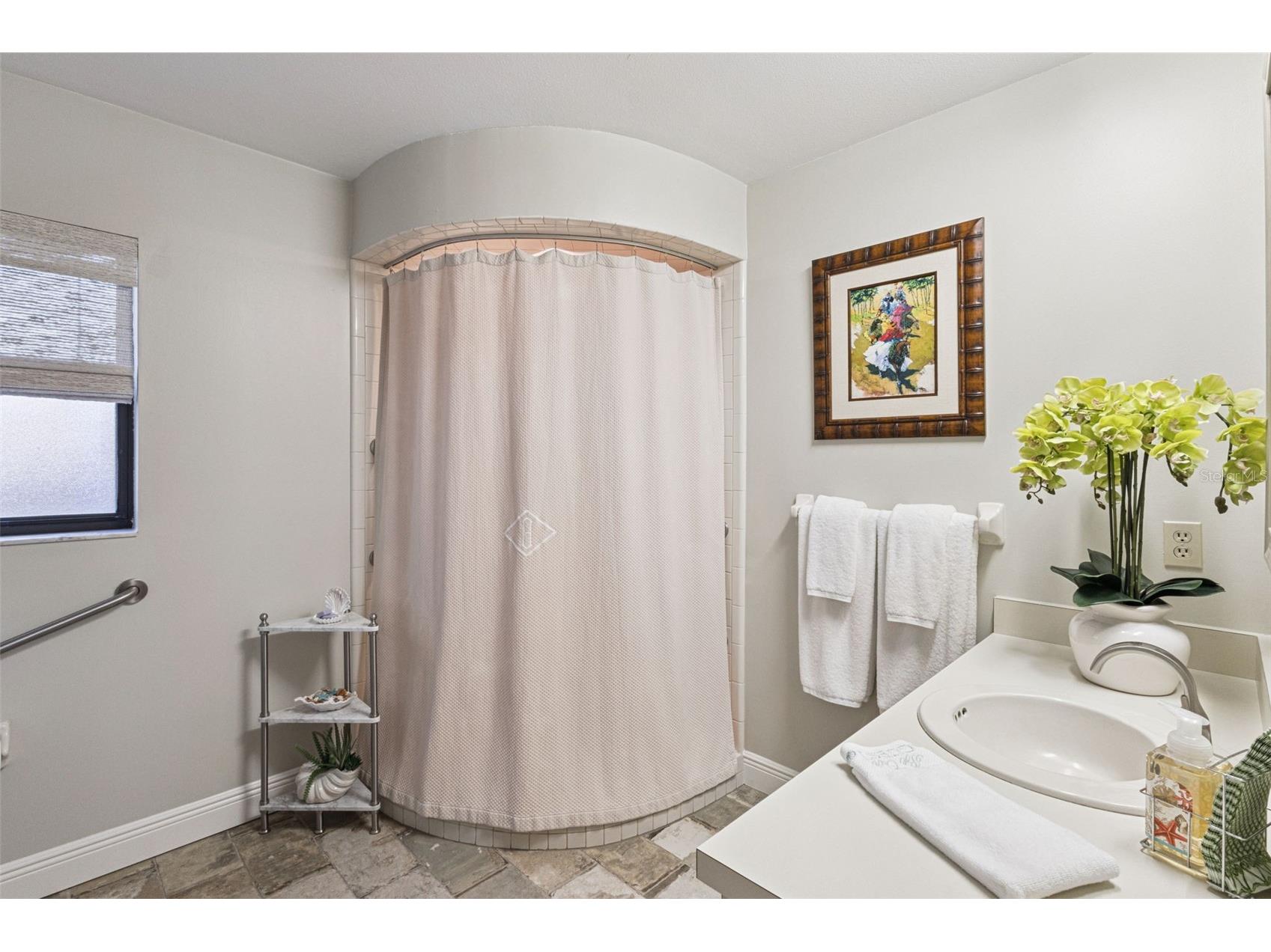 1105 N Valencia Avenue Howey In The Hills FL 34737 G5107030 image27