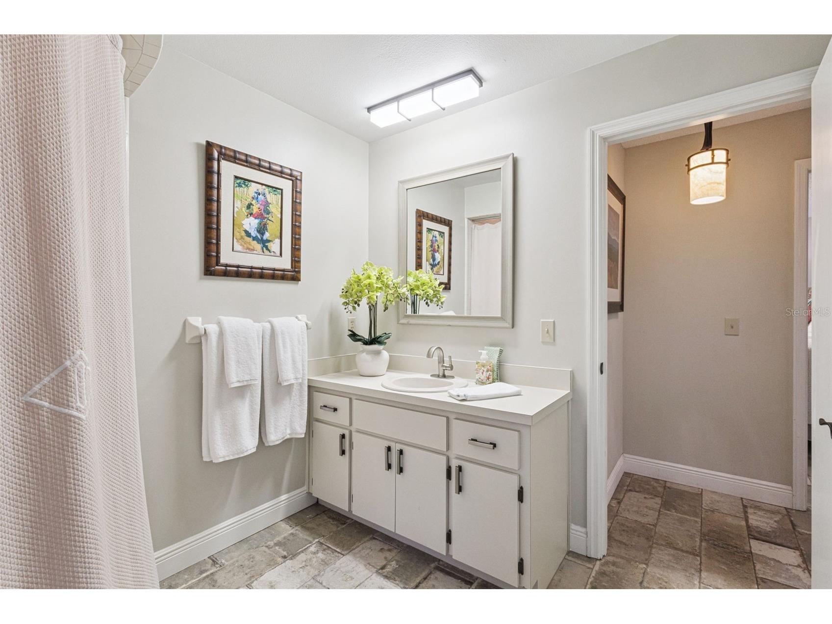 1105 N Valencia Avenue Howey In The Hills FL 34737 G5107030 image28