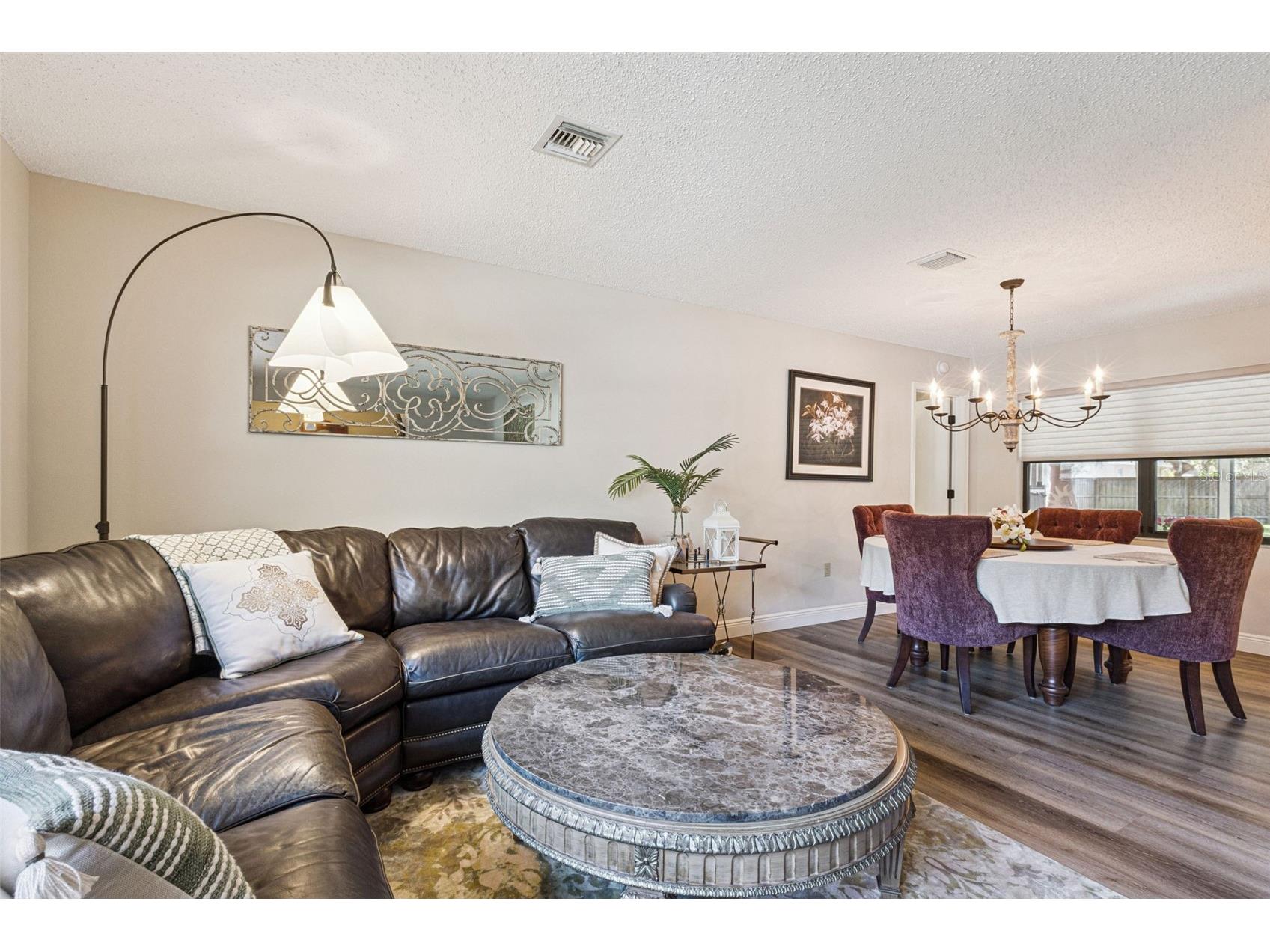 1105 N Valencia Avenue Howey In The Hills FL 34737 G5107030 image3