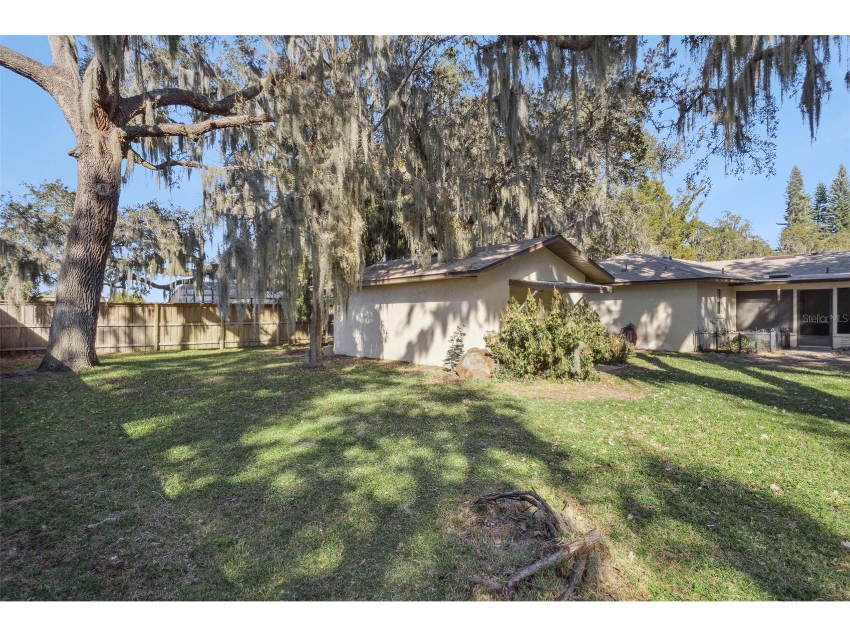 1105 N Valencia Avenue Howey In The Hills FL 34737 G5107030 image37