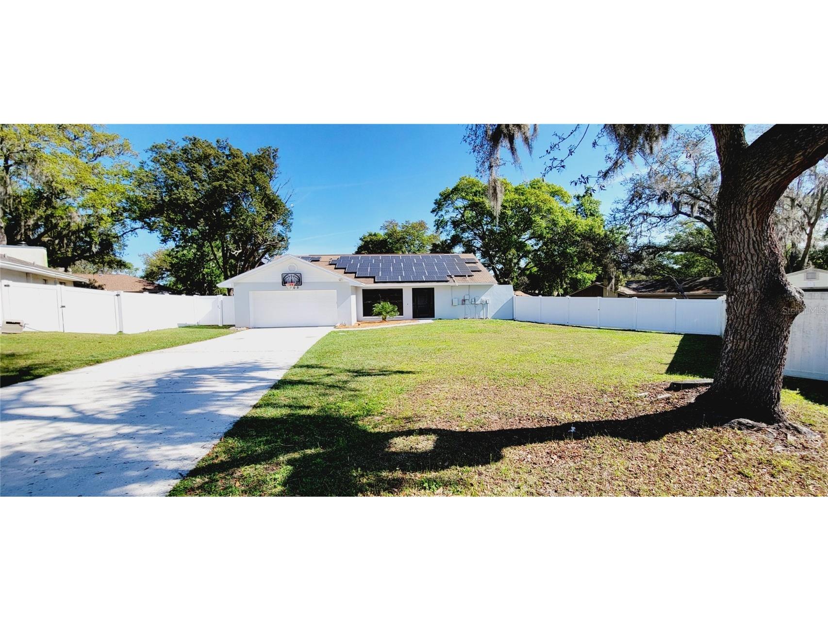 1105 Ridgefield Drive Valrico FL 33594 T3510506 image1