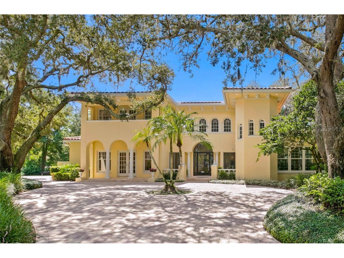 1105 Valladolid De Avila Tampa FL 33613 T3550011 image1