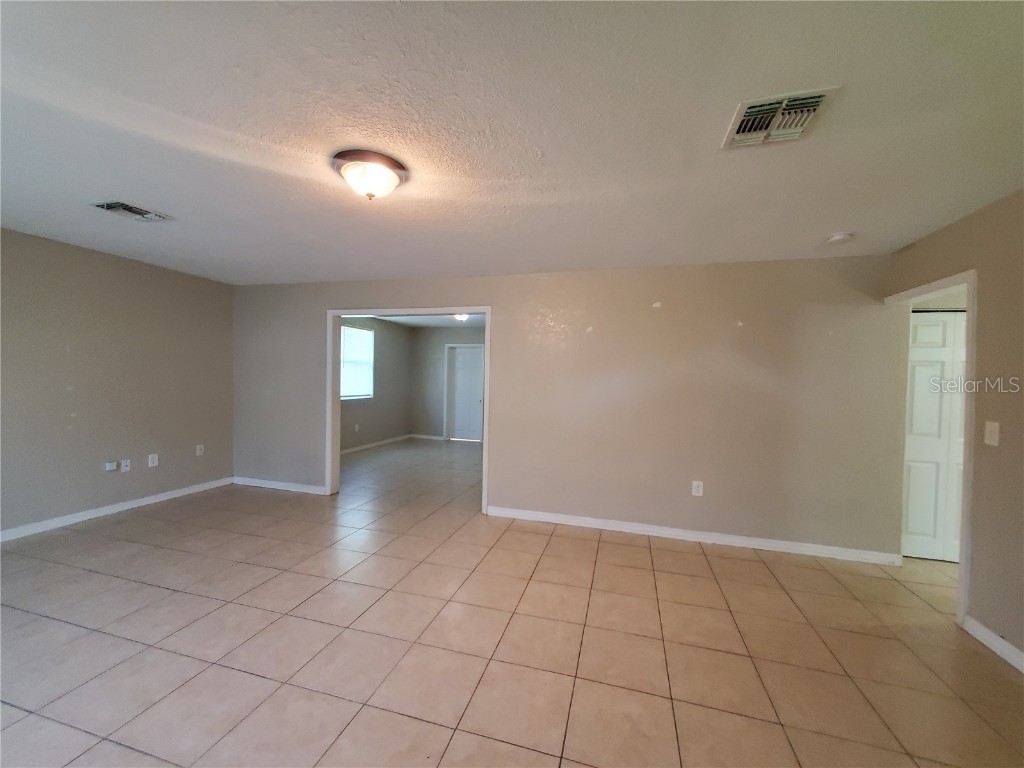 1105 W Nassau Street Tampa FL 33607 TB8454989 image2