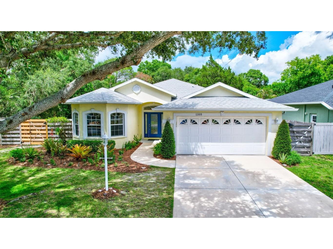 1105 Whitegate Court Sarasota FL 34232 A4615207 image1