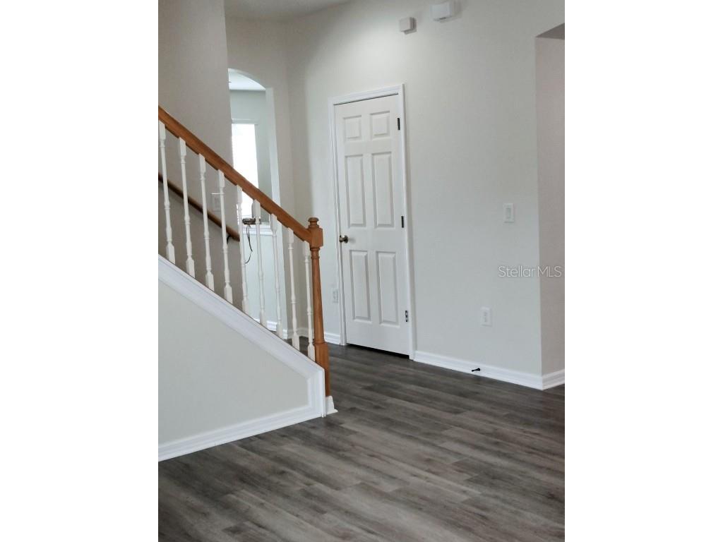 1105 Windton Oak Drive Ruskin FL 33570 TB8436846 image5