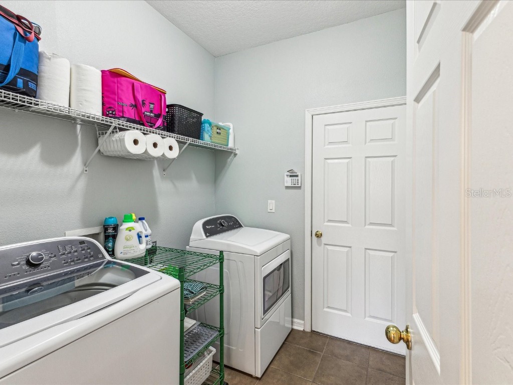 11050 Kiskadee Circle New Port Richey FL 34654 W7874202 image19