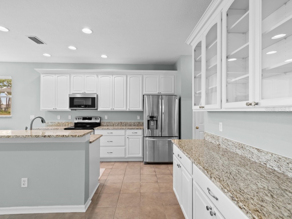 11050 Kiskadee Circle New Port Richey FL 34654 W7874202 image5